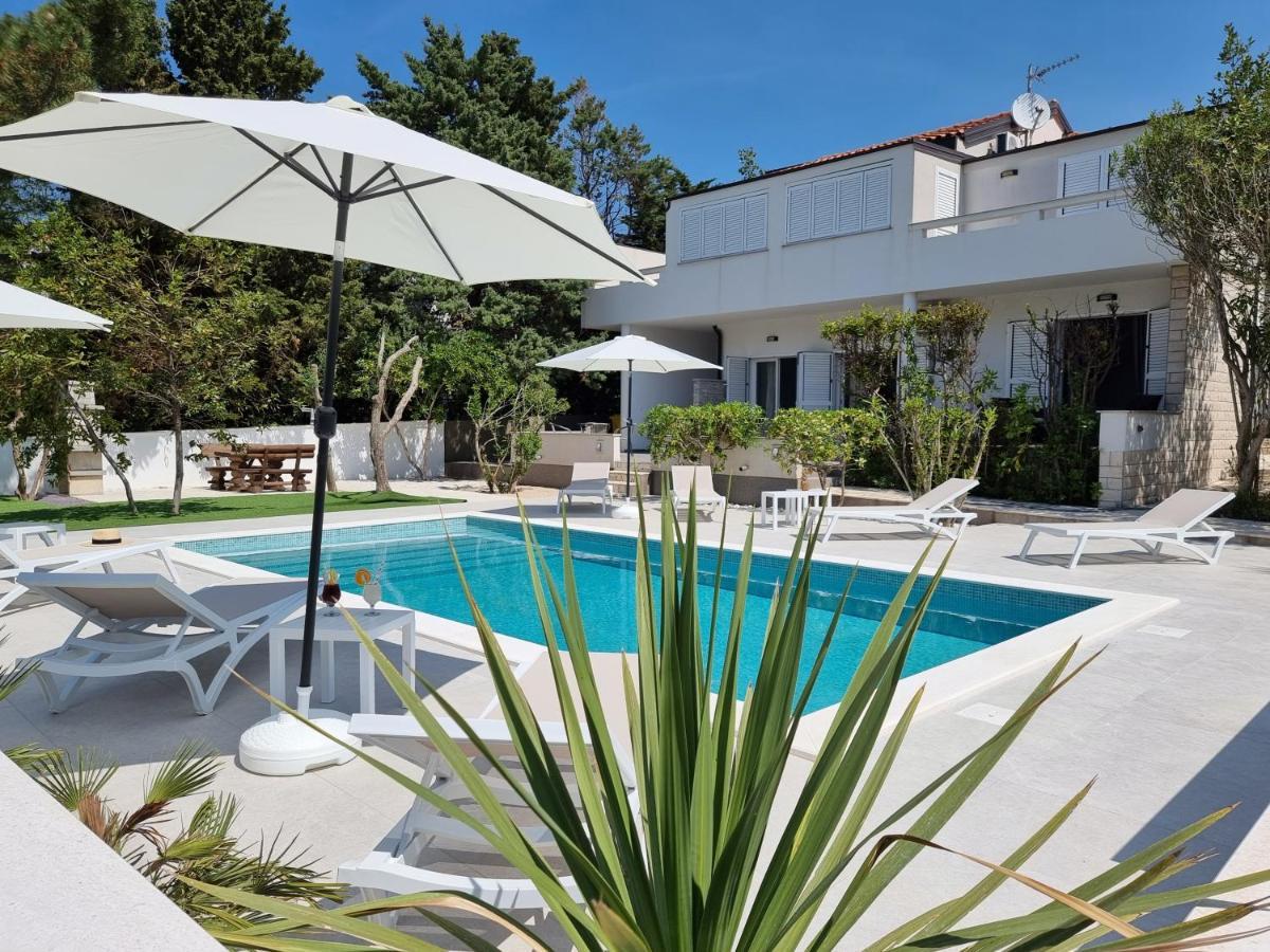 Villa Flamingo Deluxe Novalja Kültér fotó
