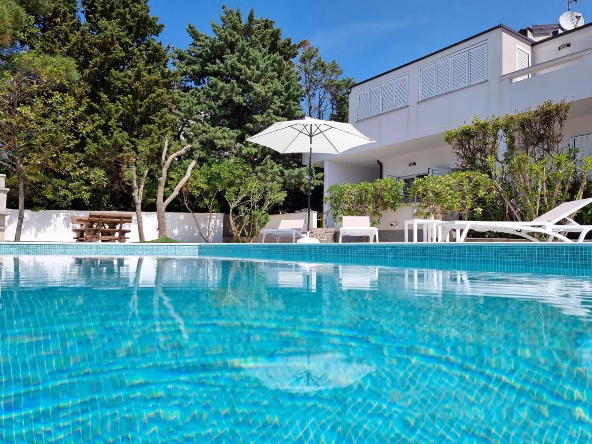Villa Flamingo Deluxe Novalja Kültér fotó