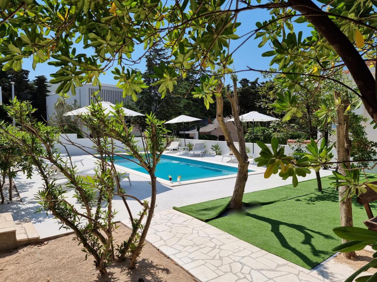 Villa Flamingo Deluxe Novalja Kültér fotó